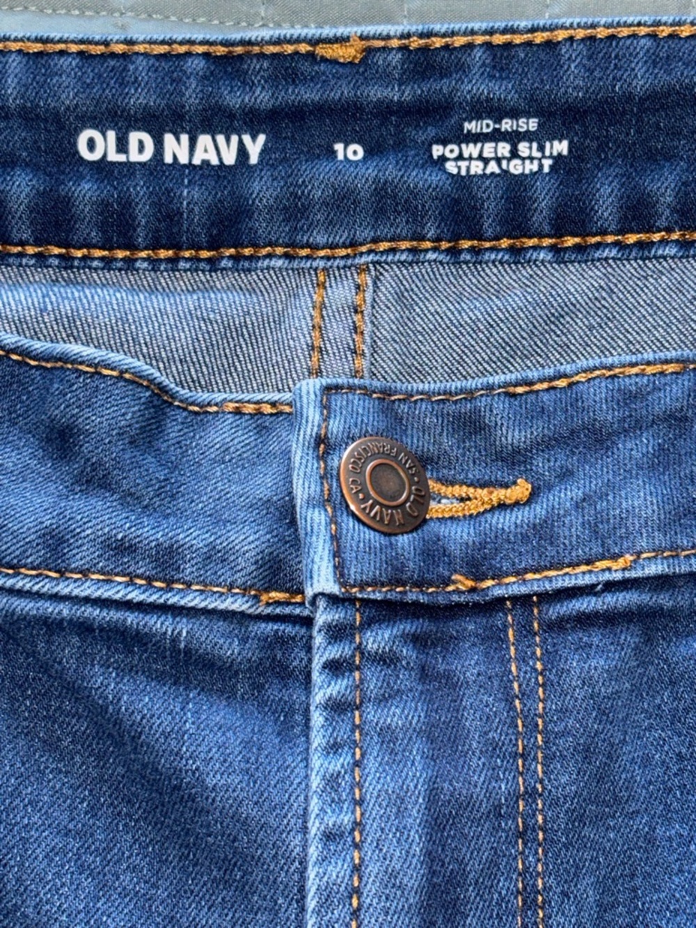 OLD NAVY Womens Jeans POWER SLIM STRAIGHT MID RISE Size 10 - (C2826A) - Picture 6 of 10